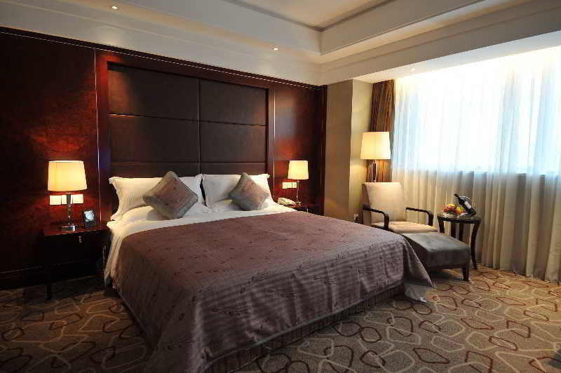 Doubletree By Hilton Shanghai Jing'An Экстерьер фото
